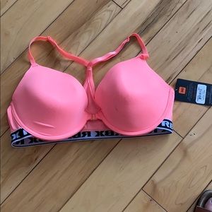 T shirt bra